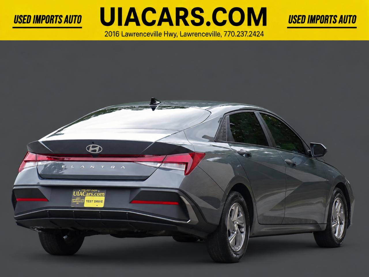 Hyundai Elantra SE Auto 2025