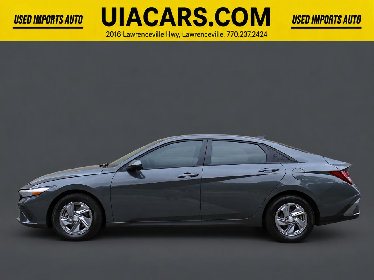 Hyundai Elantra SE Auto 2025