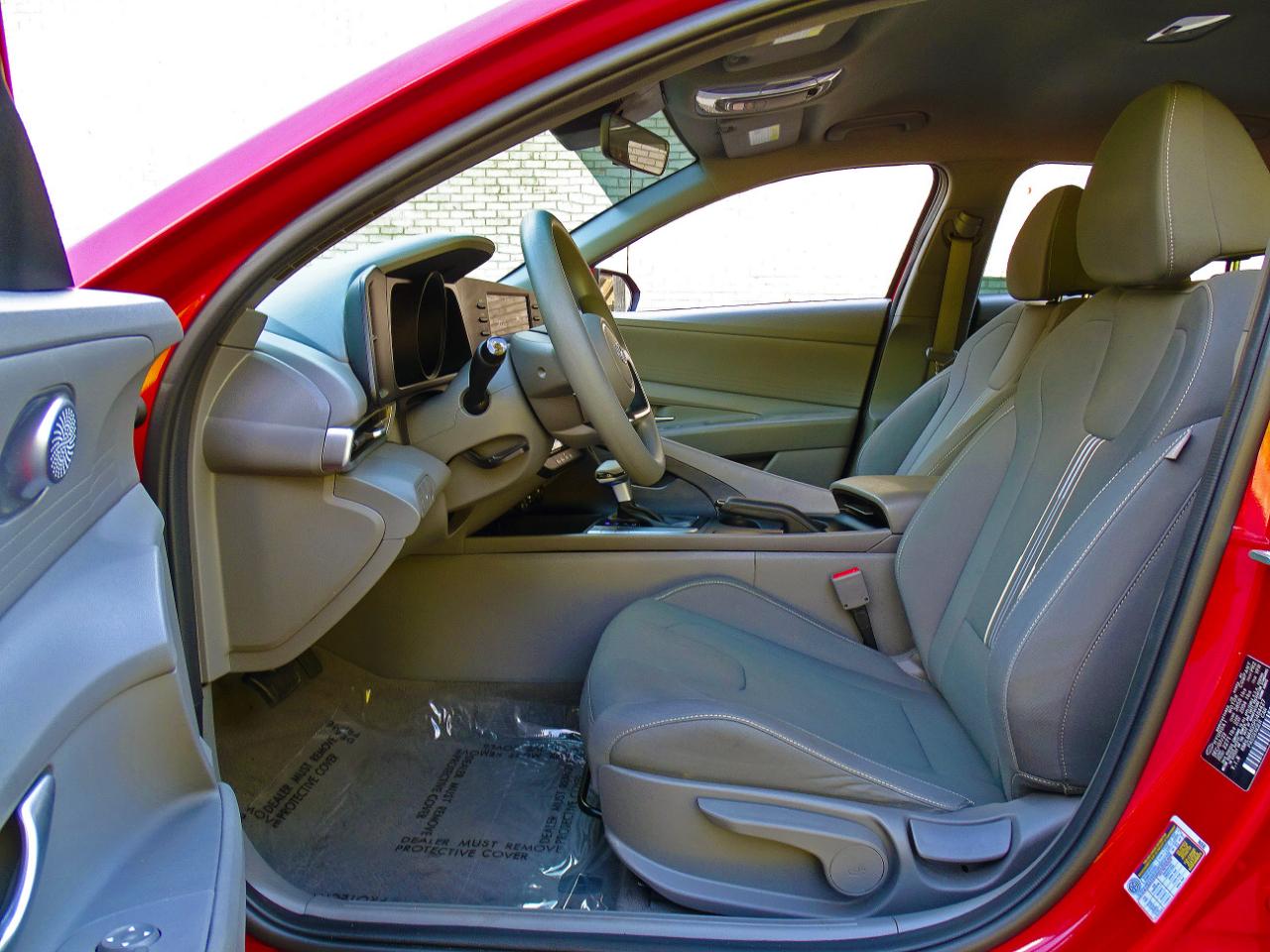 Hyundai Elantra SEL Auto 2023