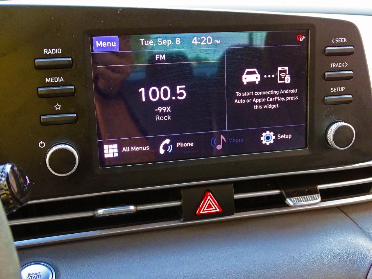 Hyundai Elantra SEL Auto 2023