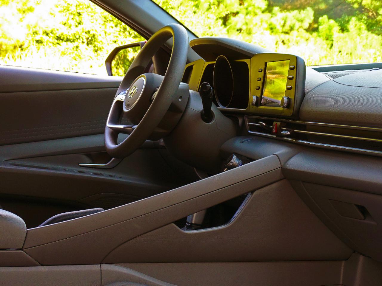 Hyundai Elantra SEL Auto 2023