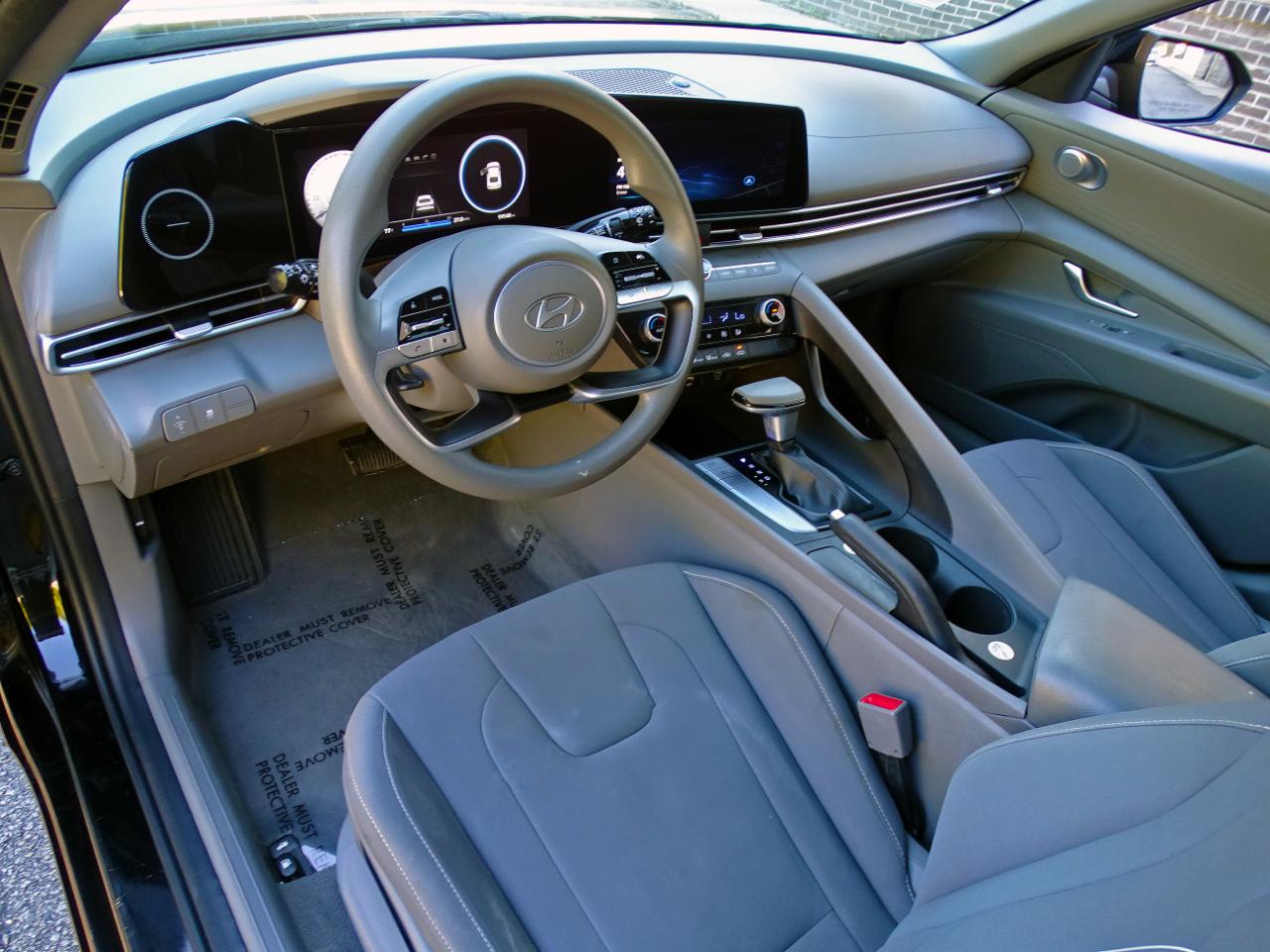 Hyundai Elantra SEL IVT 2024
