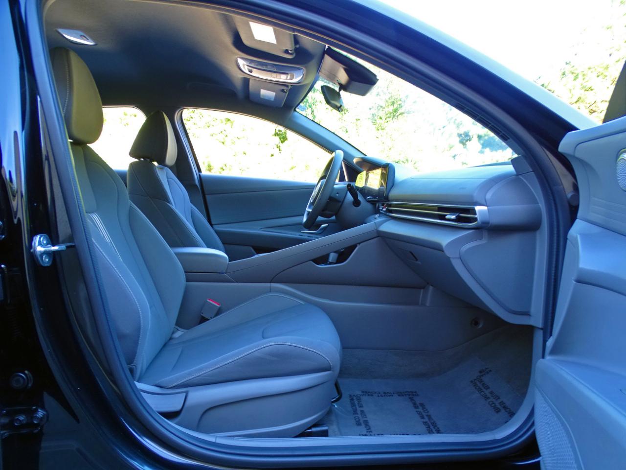 Hyundai Elantra SEL IVT 2024