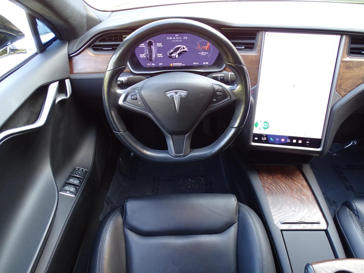 Tesla Model S photo 18