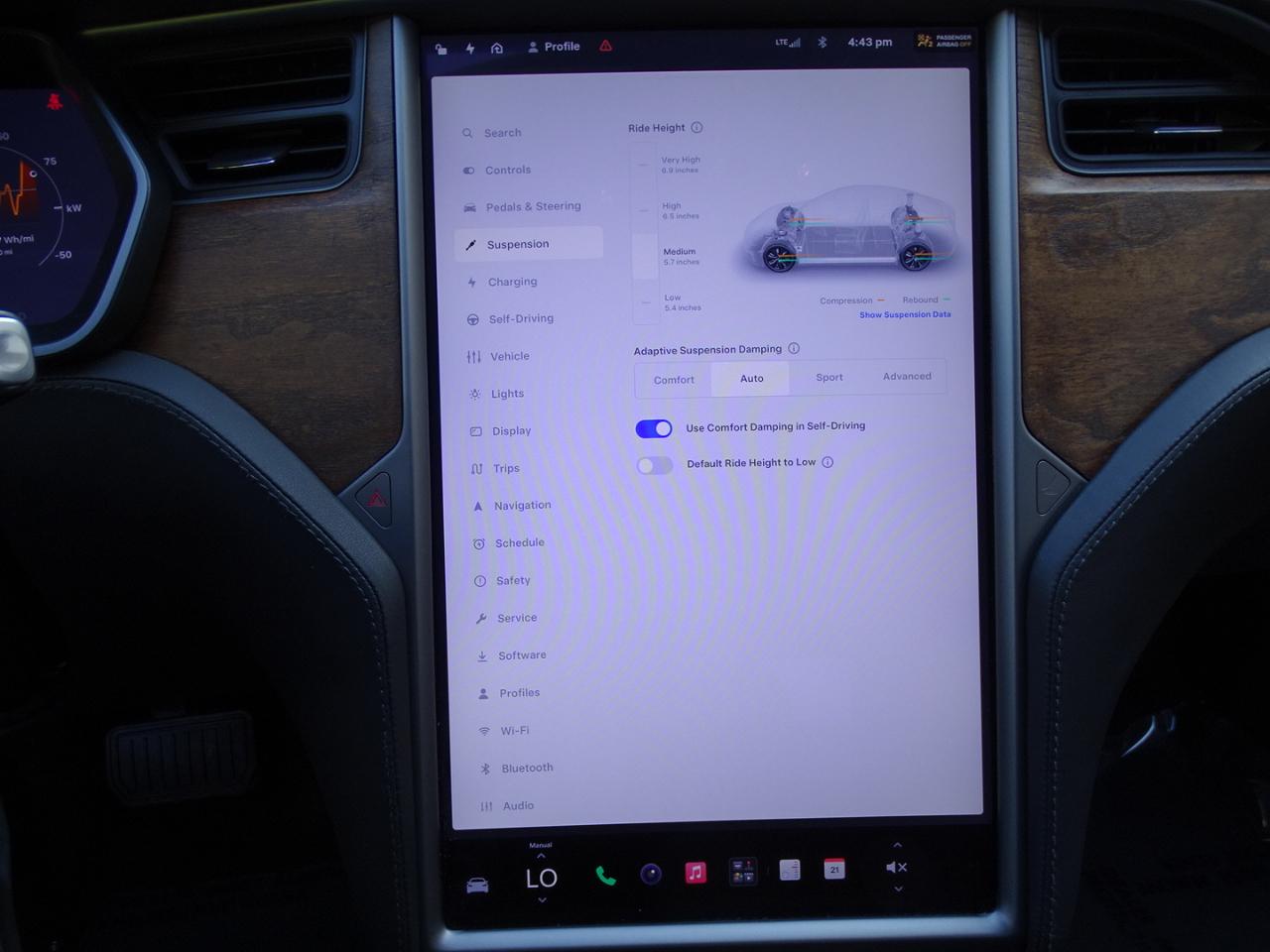 Tesla Model S photo 28