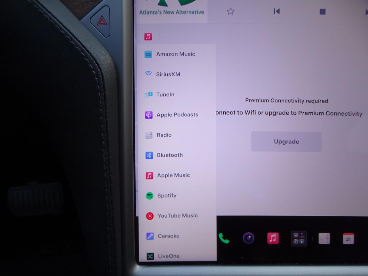 Tesla Model S photo 32
