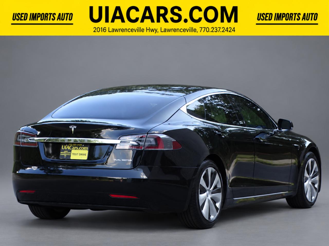 Tesla Model S photo 7