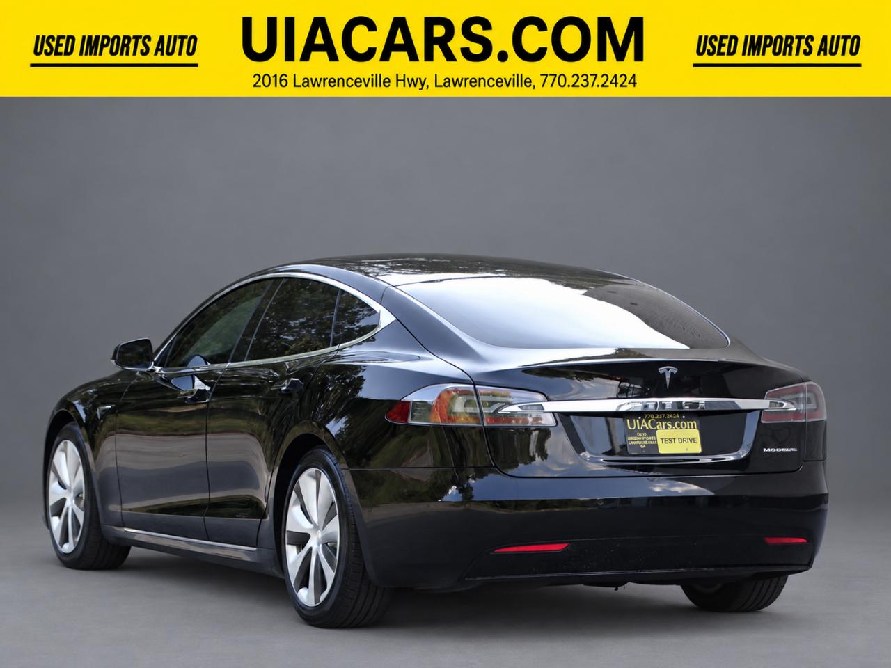 Tesla Model S photo 9
