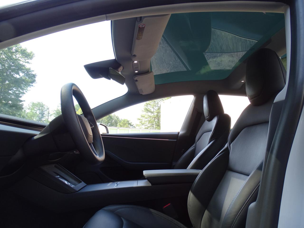 Tesla Model 3 RWD *Ltd Avail* 2024