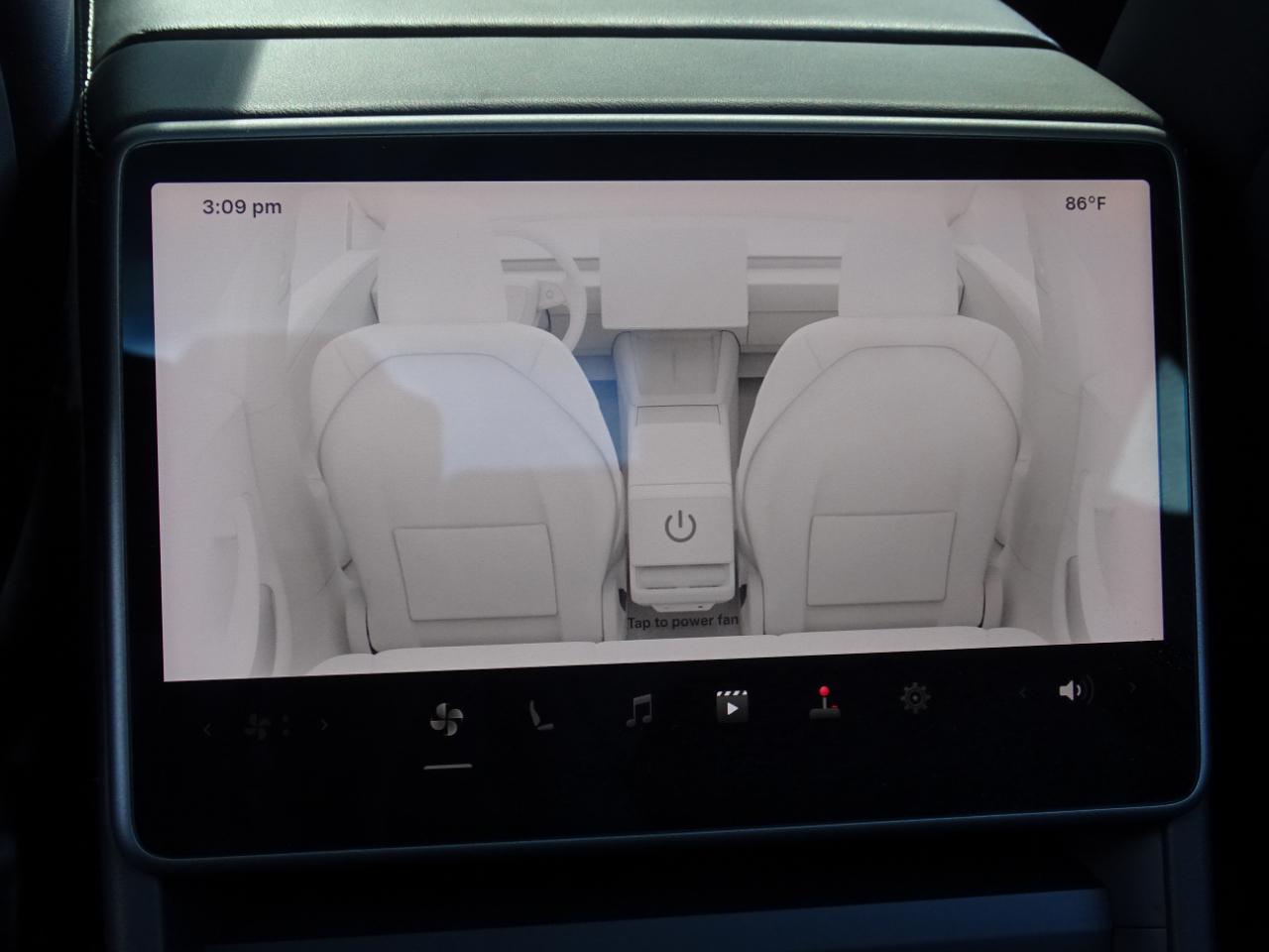 Tesla Model 3 RWD *Ltd Avail* 2024