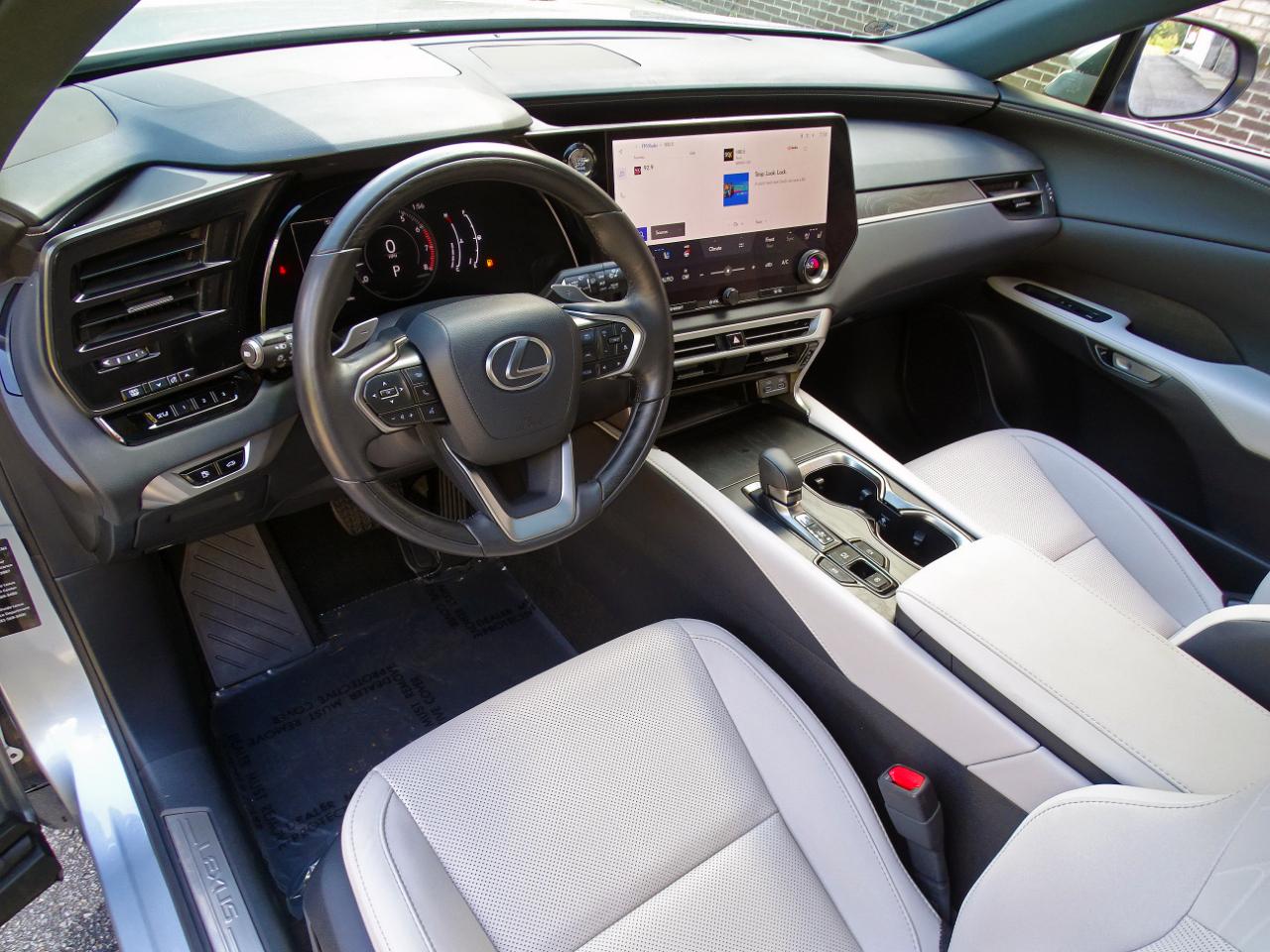 Lexus RX RX 350 FWD 2024