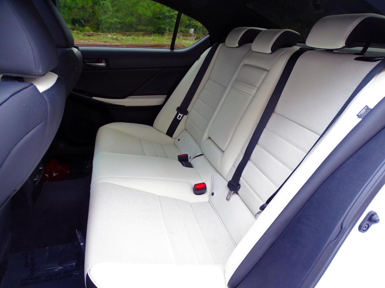 Lexus IS IS 350 F Sport RWD 2021