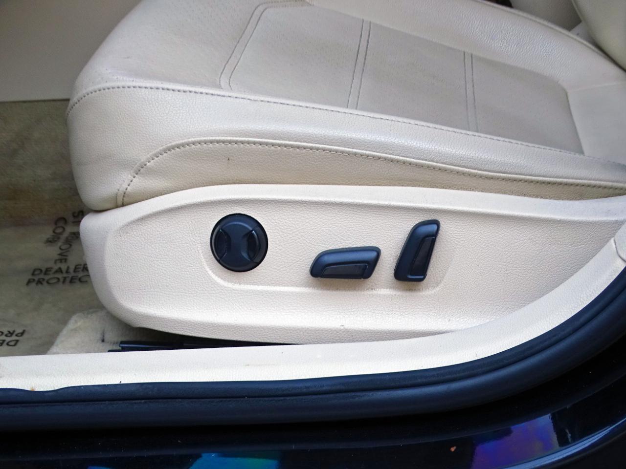 Volkswagen Passat  2014