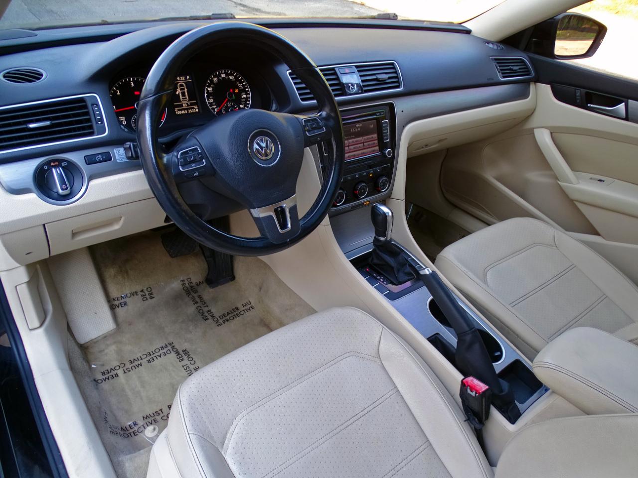 Volkswagen Passat  2014