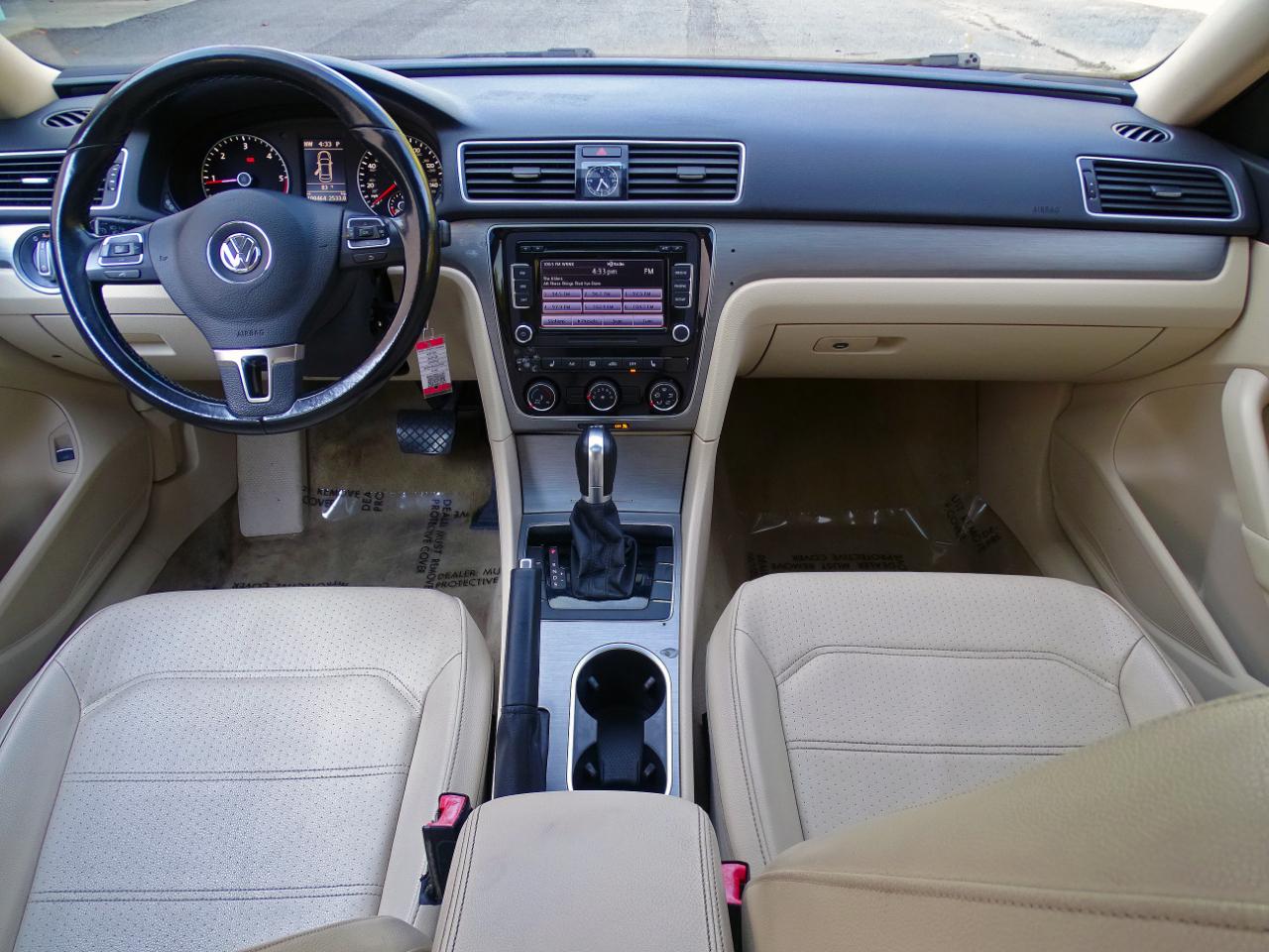 Volkswagen Passat  2014