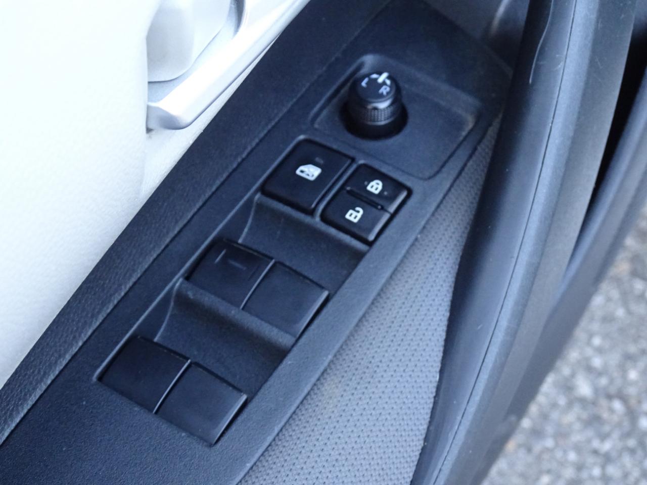 Toyota Corolla L CVT (Natl) 2020