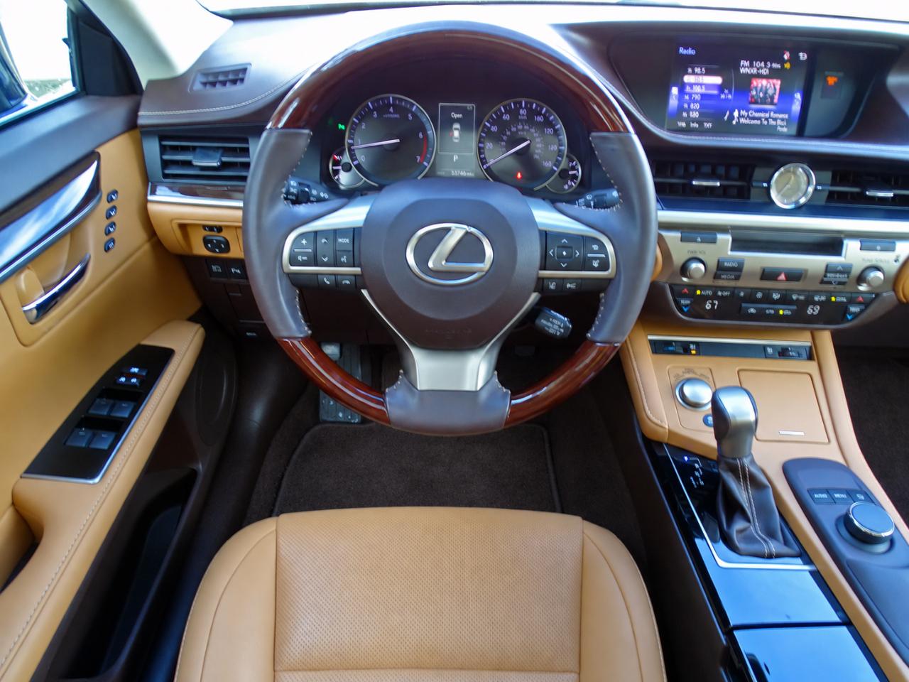 Lexus ES 350 4dr Sdn 2016