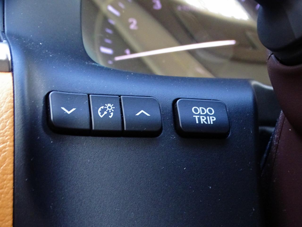 Lexus ES 350 4dr Sdn 2016