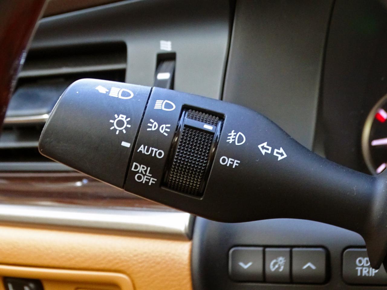 Lexus ES 350 4dr Sdn 2016