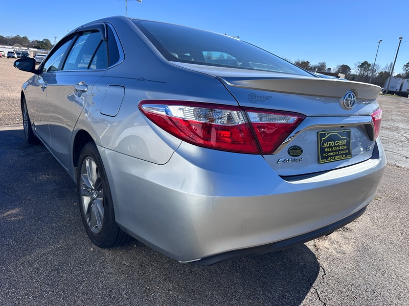 Toyota Camry SE 2017