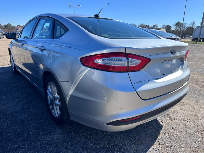 Ford Fusion SE 2015