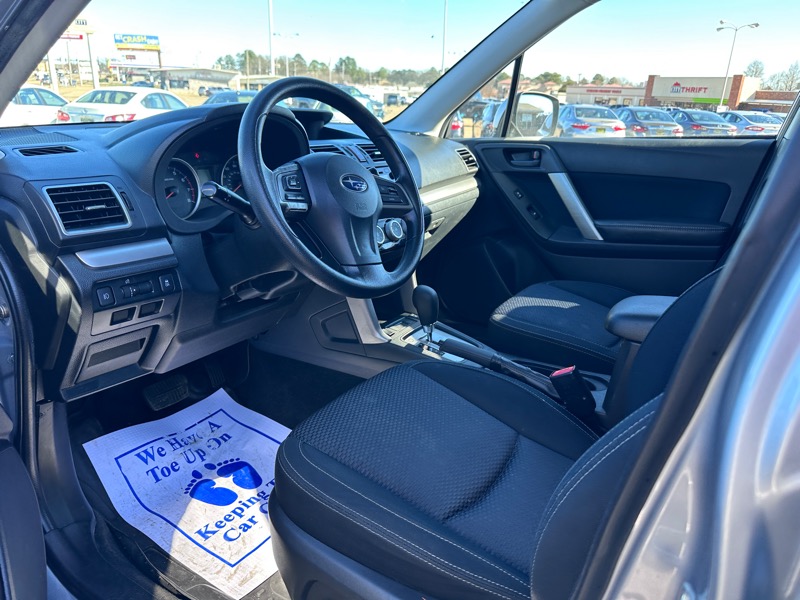 Subaru Forester 2.5i Limited 2014