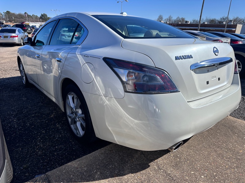 Nissan Maxima SV 2014