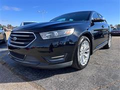 2016 Ford Taurus 