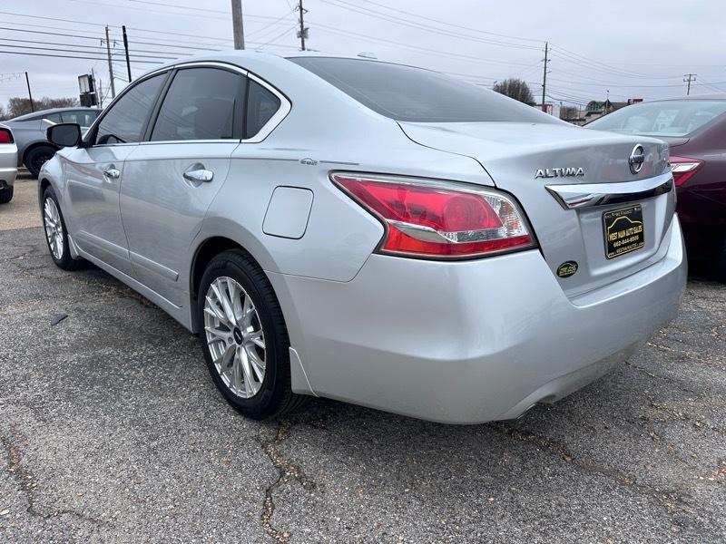 Nissan Altima 2.5 SV 2015