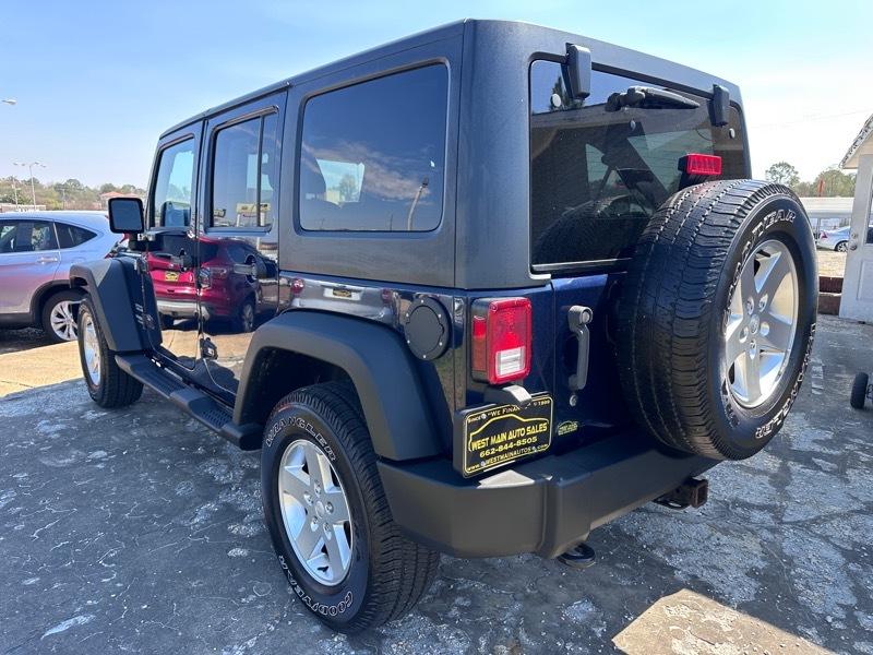 Jeep Wrangler Unlimited Sport 4WD 2013