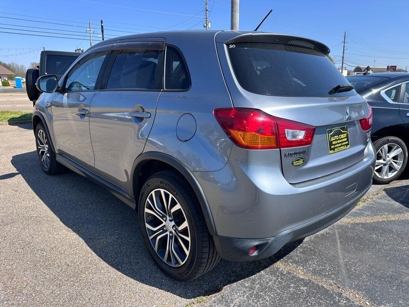 Mitsubishi Outlander Sport 2.4 ES 4WD CVT 2016