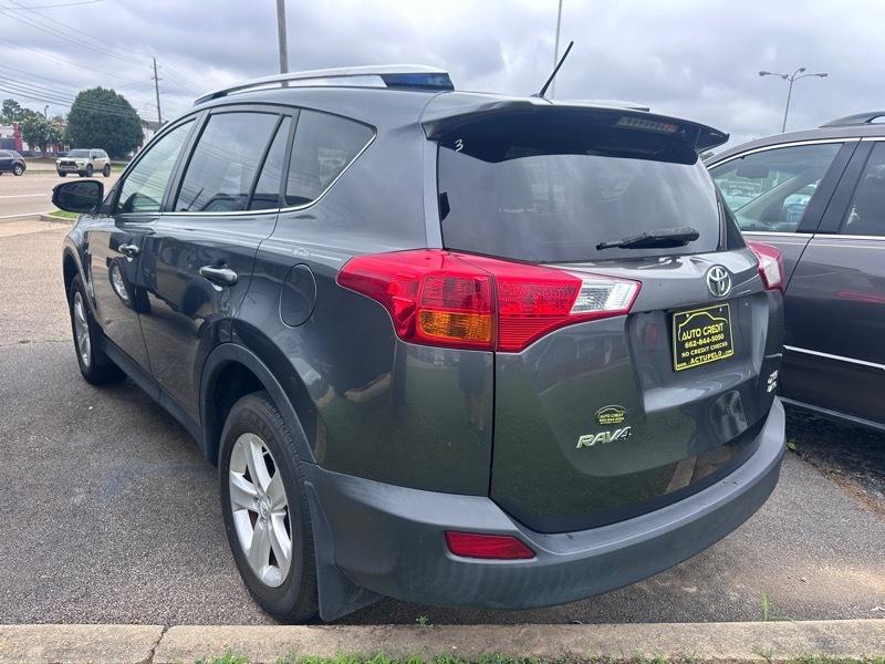 Toyota RAV4 XLE AWD 2013