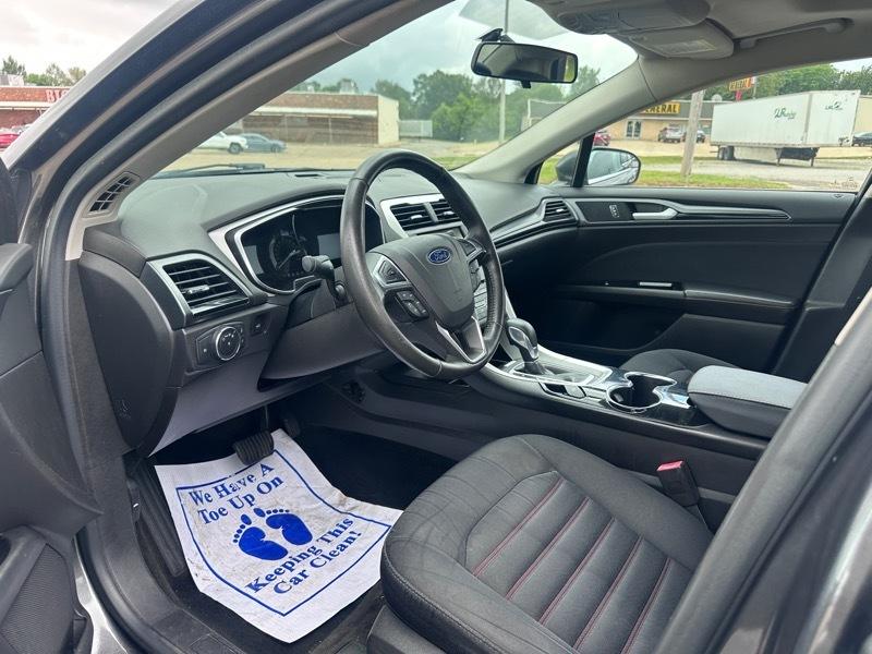 Ford Fusion SE AWD 2016