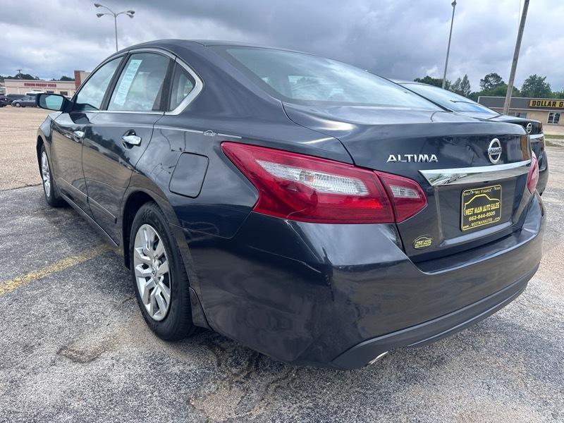 Nissan Altima 2.5 SV 2018