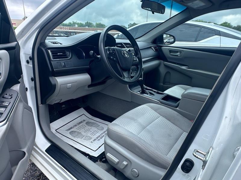 Toyota Camry SE 2017