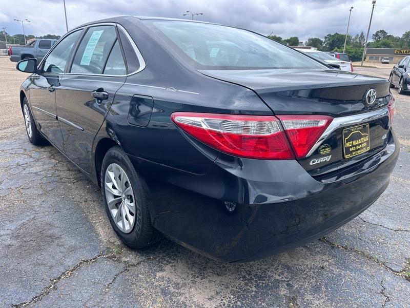 Toyota Camry SE 2015