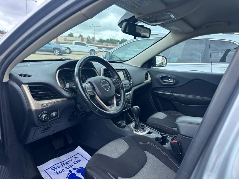 Jeep Cherokee Latitude 4WD 2016