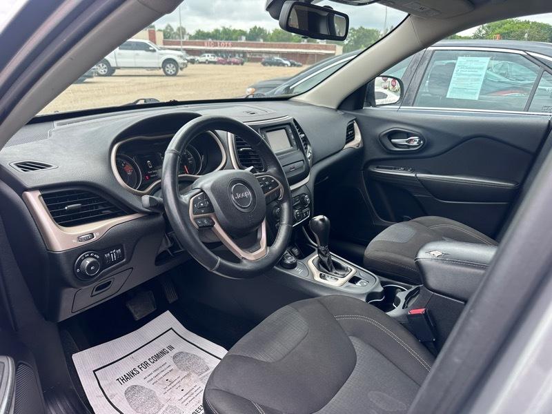 Jeep Cherokee Latitude 4WD 2014