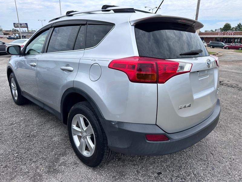 Toyota RAV4 XLE AWD 2013