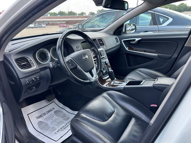Volvo S60 T5 2012