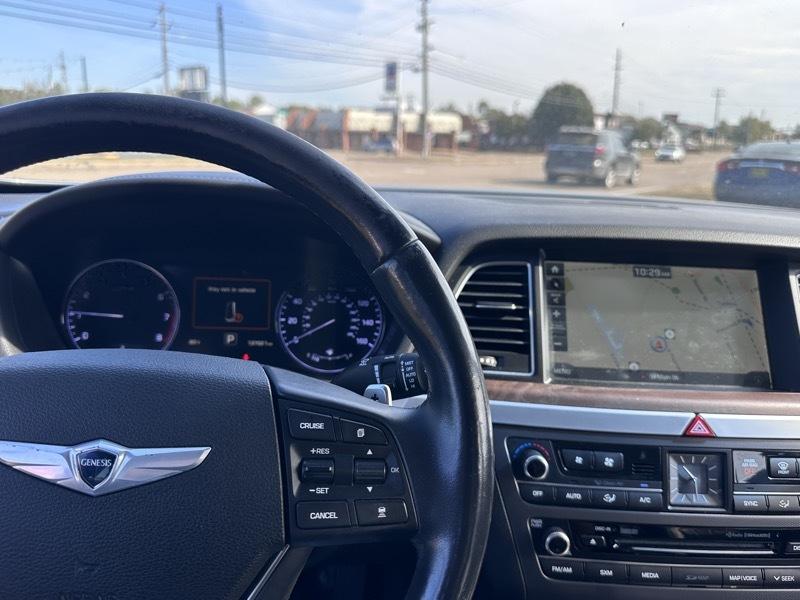 Hyundai Genesis 3.8L 2015