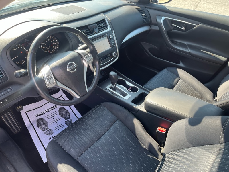 Nissan Altima 2.5 SR 2016 Nissan Altima 2.5 SR 2016