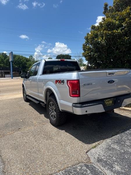 Ford F-150 Lariat SuperCab 6.5-ft. Bed 4WD 2015