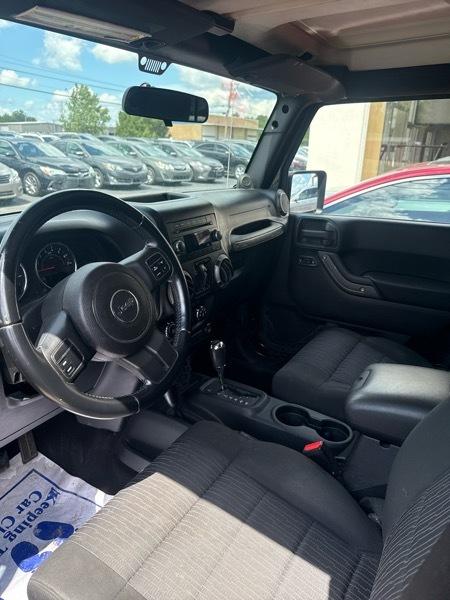 Jeep Wrangler Unlimited Sport 4WD 2011