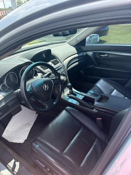 Acura TL 6-Speed AT with Tech Package and 18-In. WP 2012