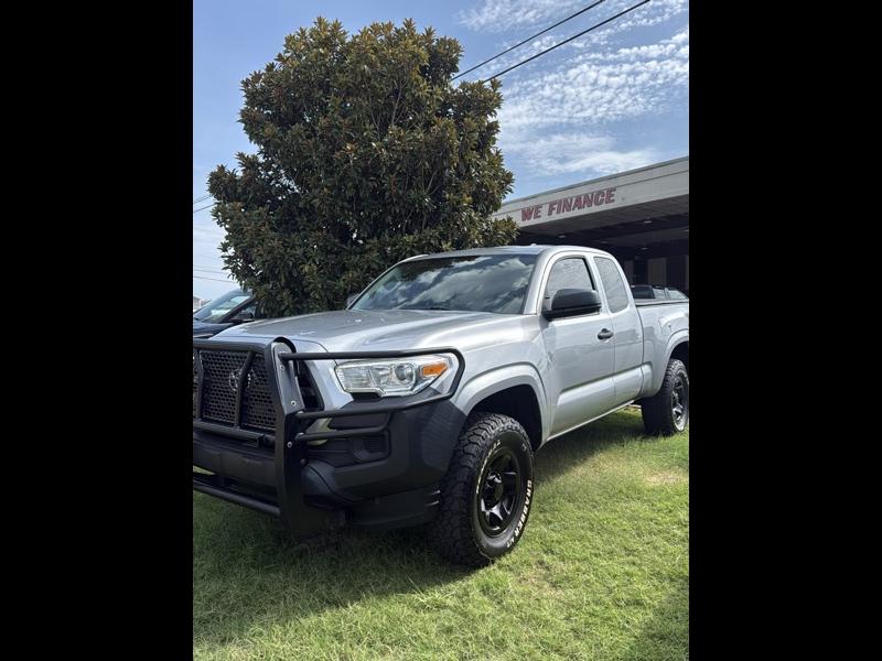 Toyota Tacoma SR5 Access Cab I4 6AT 4WD 2017