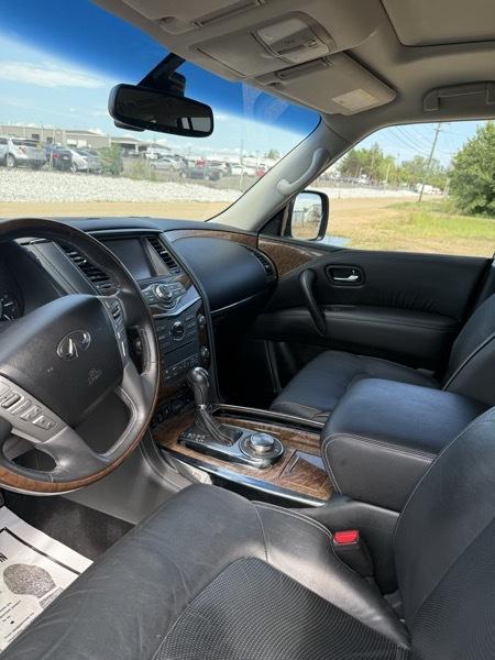Infiniti QX80  2015