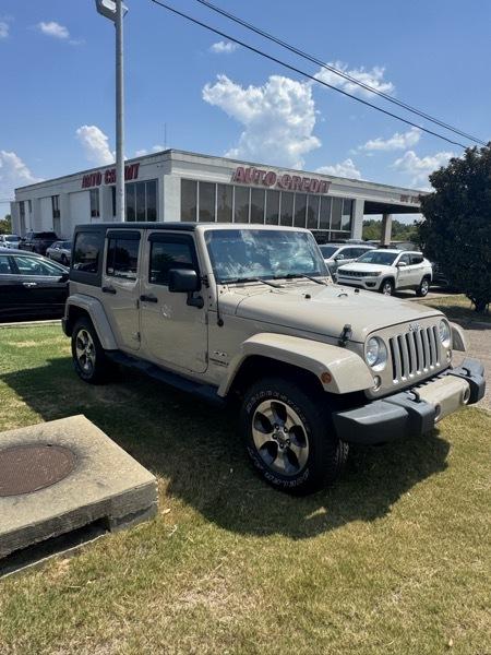 Jeep Wrangler Unlimited Sahara 4WD 2016