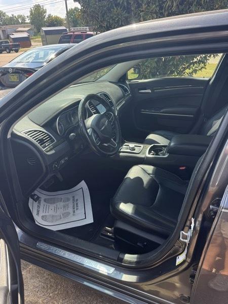 Chrysler 300 Limited AWD 2018