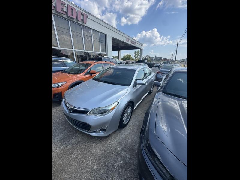 Toyota Avalon XLE 4D Sedan 2014